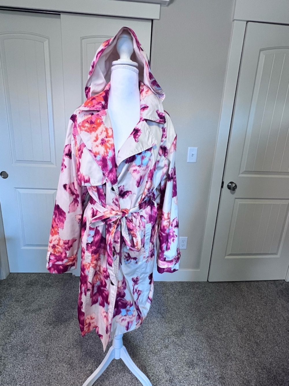 Chico's Ikat Floral Belted Removable Hood Rain Trench Coat Sz 3   16/18 - Picture 6 of 13